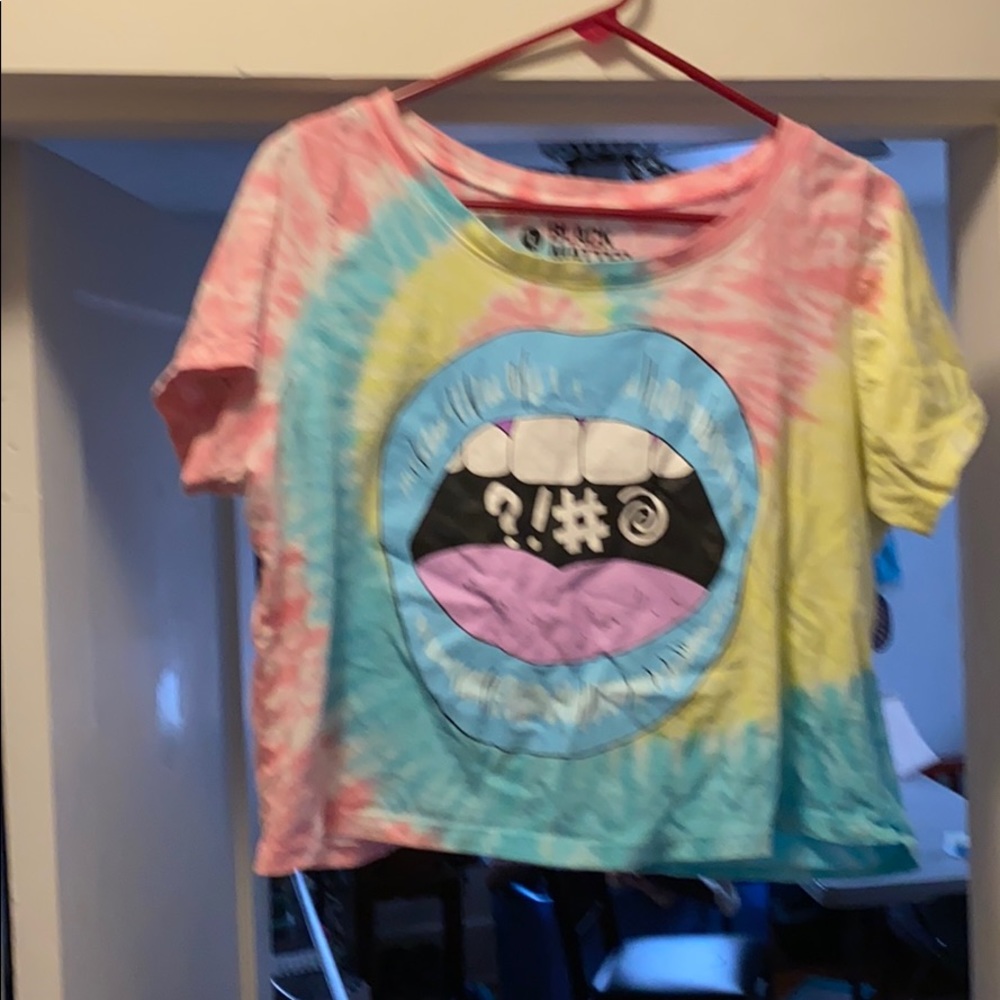 Juniors cropped tye-dye tee
